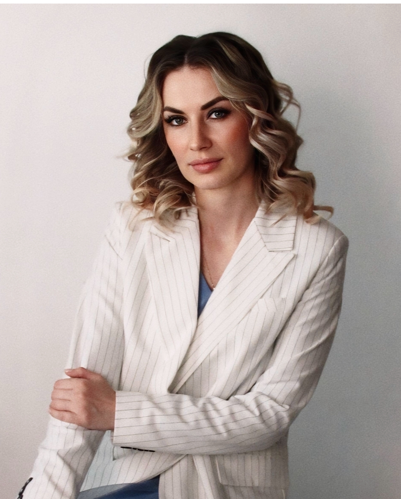 Федотова Эльвира Равиловна.